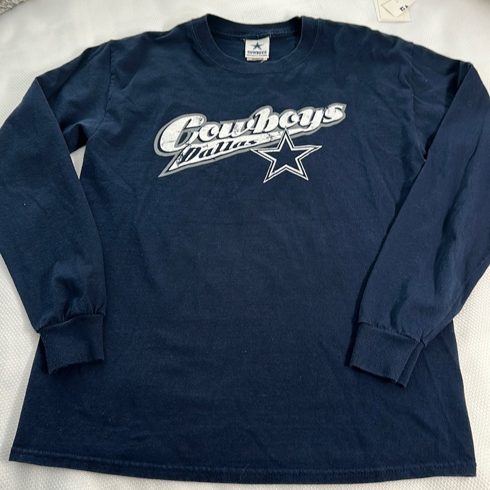 ~3 for $20~ Dallas Cowboys long sleeve t-shirt